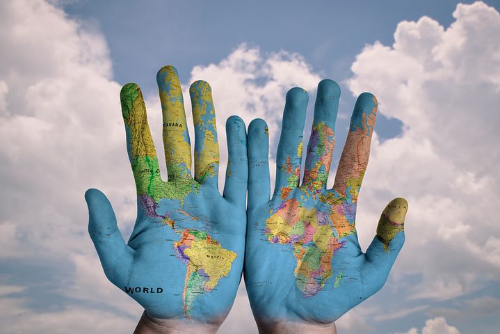 Lire la suite à propos de l’article Expatriation : école française contre immersion dans une école locale